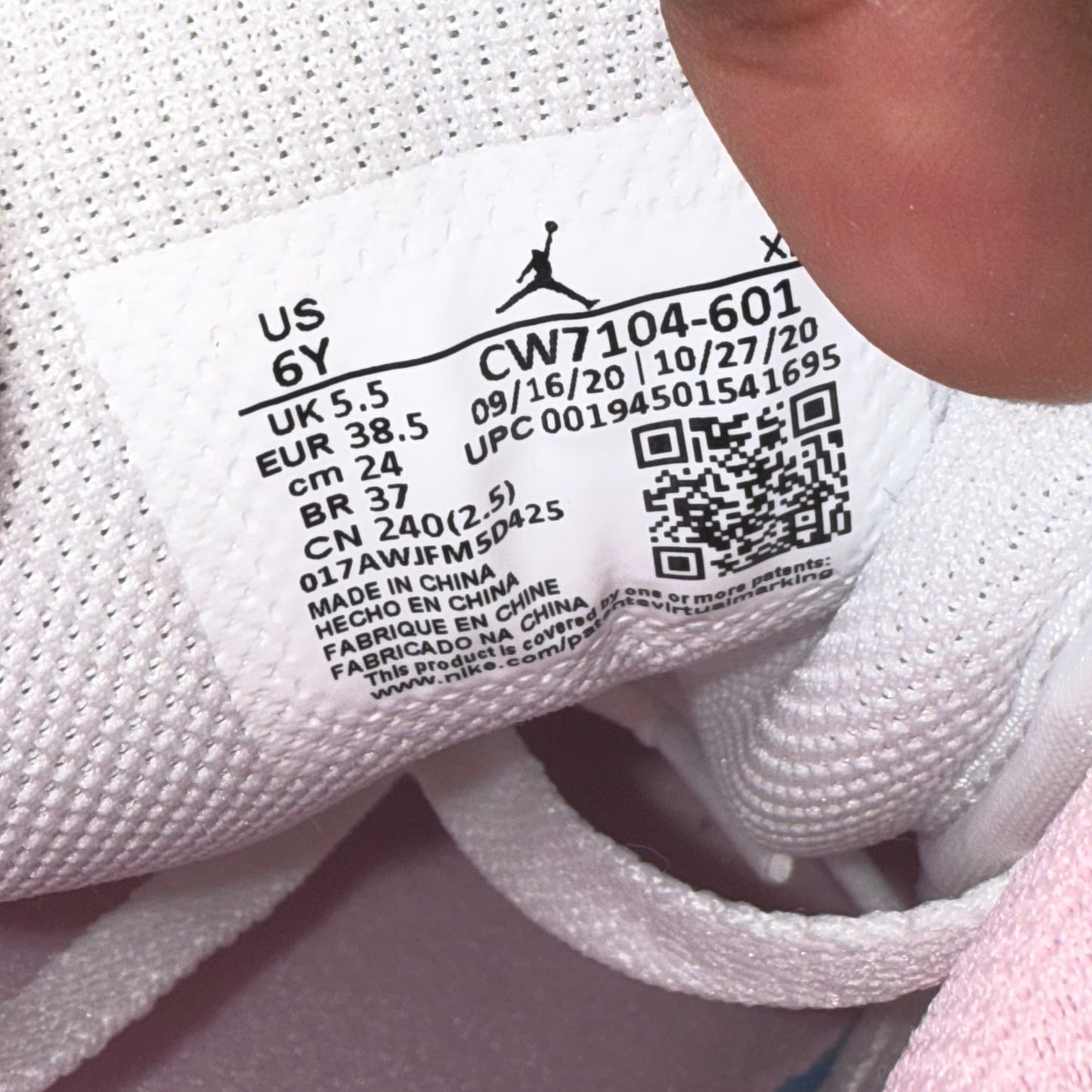 Jordan 1 Low Paint Drip