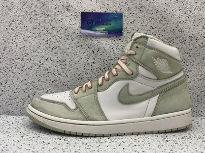 Jordan 1 Seafoam 10.5 Men/12 Women “Preowned”