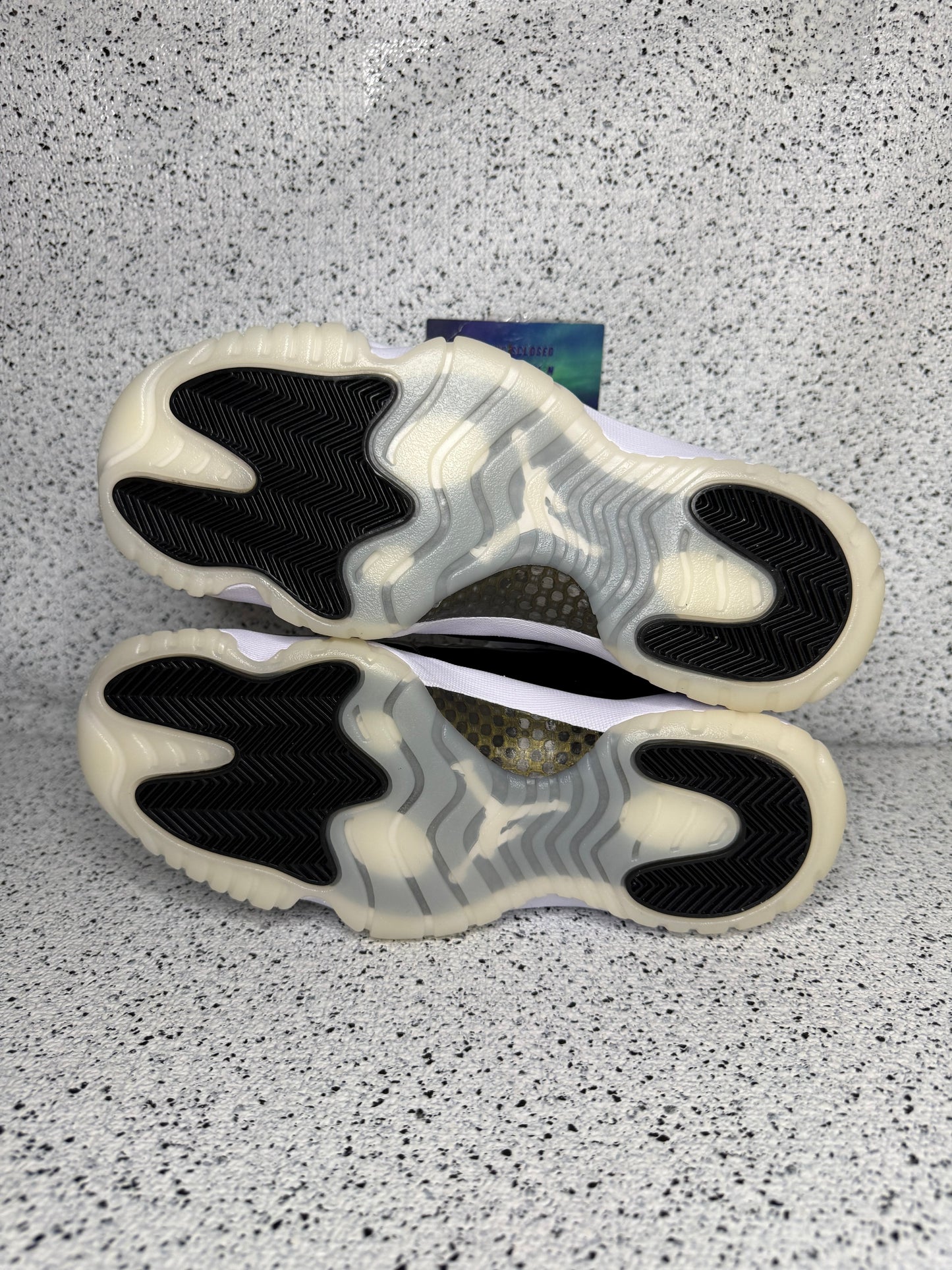 Jordan 11 Gratitude