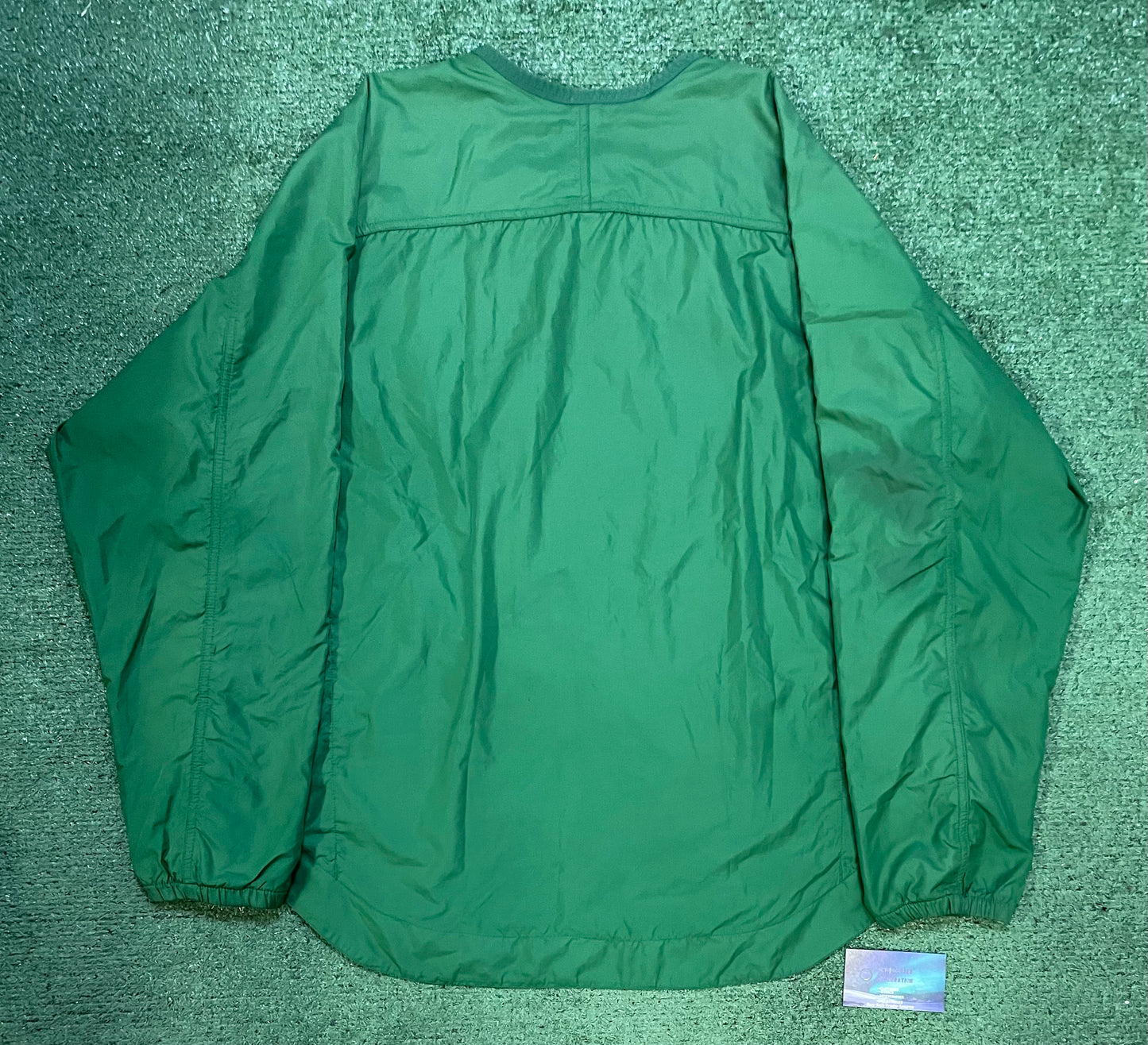 Vintage 1990s Nike green center swoosh crewneck