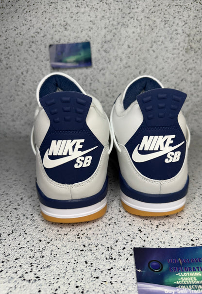 Jordan 4 SB Navy