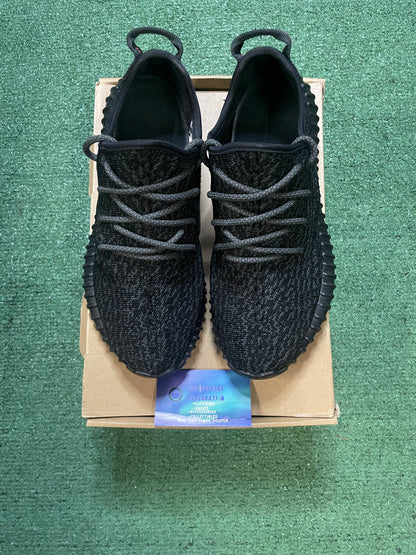 Adidas Yeezy Boost 350 pirate black size 9men/10.5women