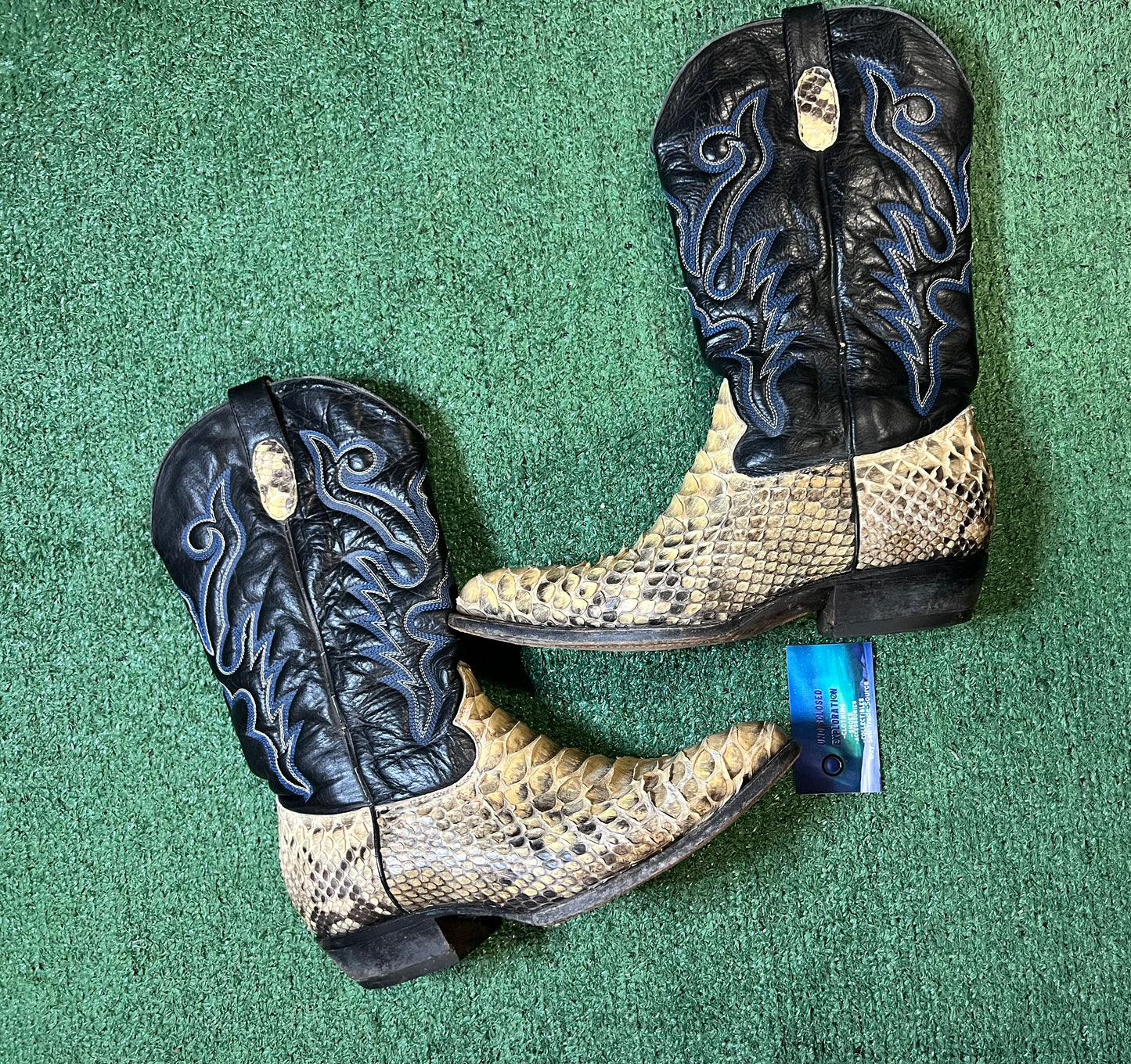Vacquero snakeskin boots size 12men/13.5women
