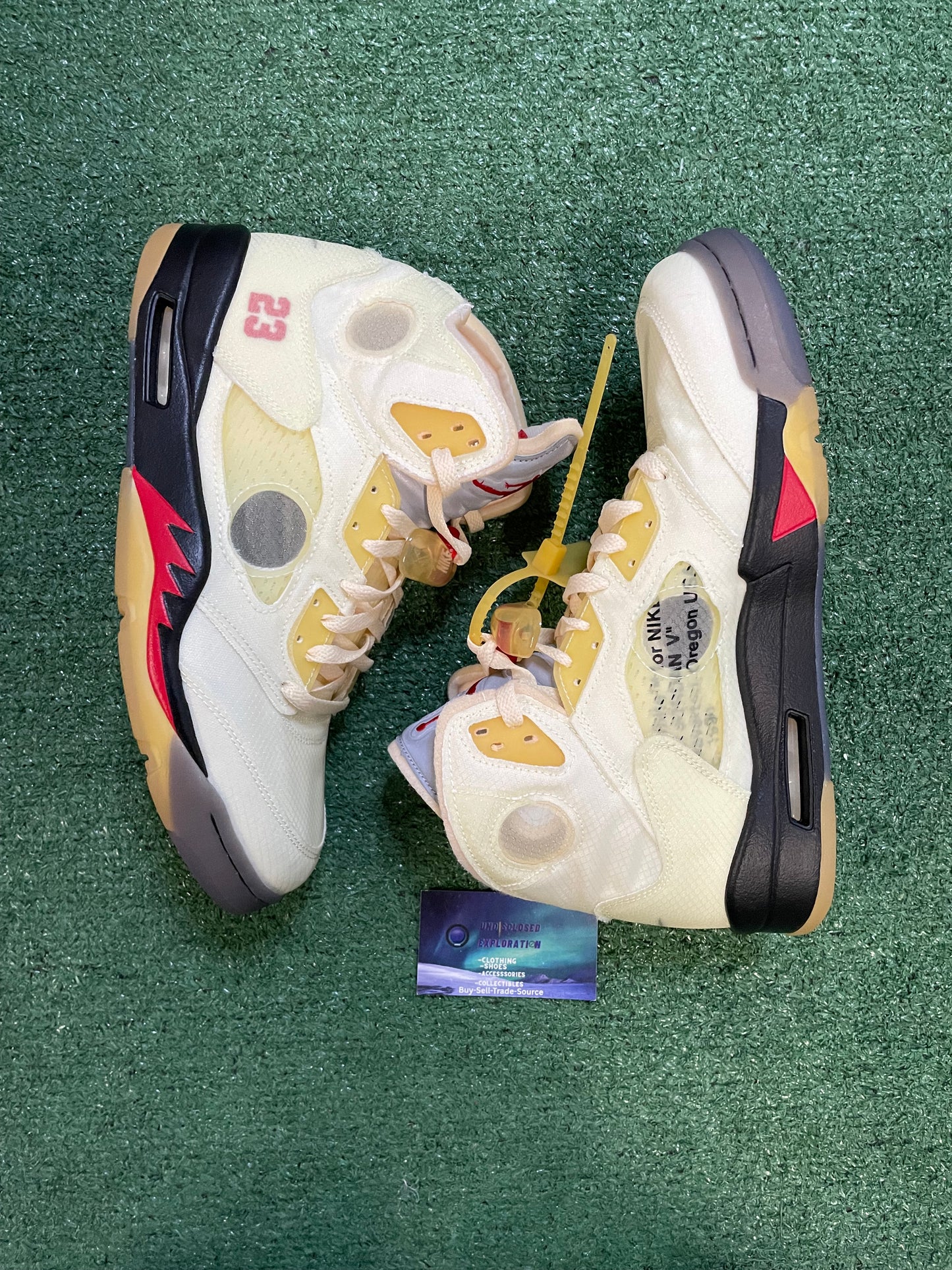 Jordan 5 x Off white sail
