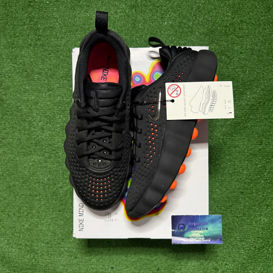 Nike Mind 002 Black Hyper Crimson