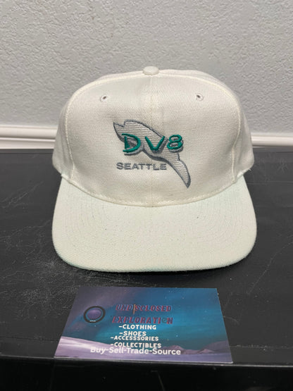 vintage 1990s Dv8 white hat