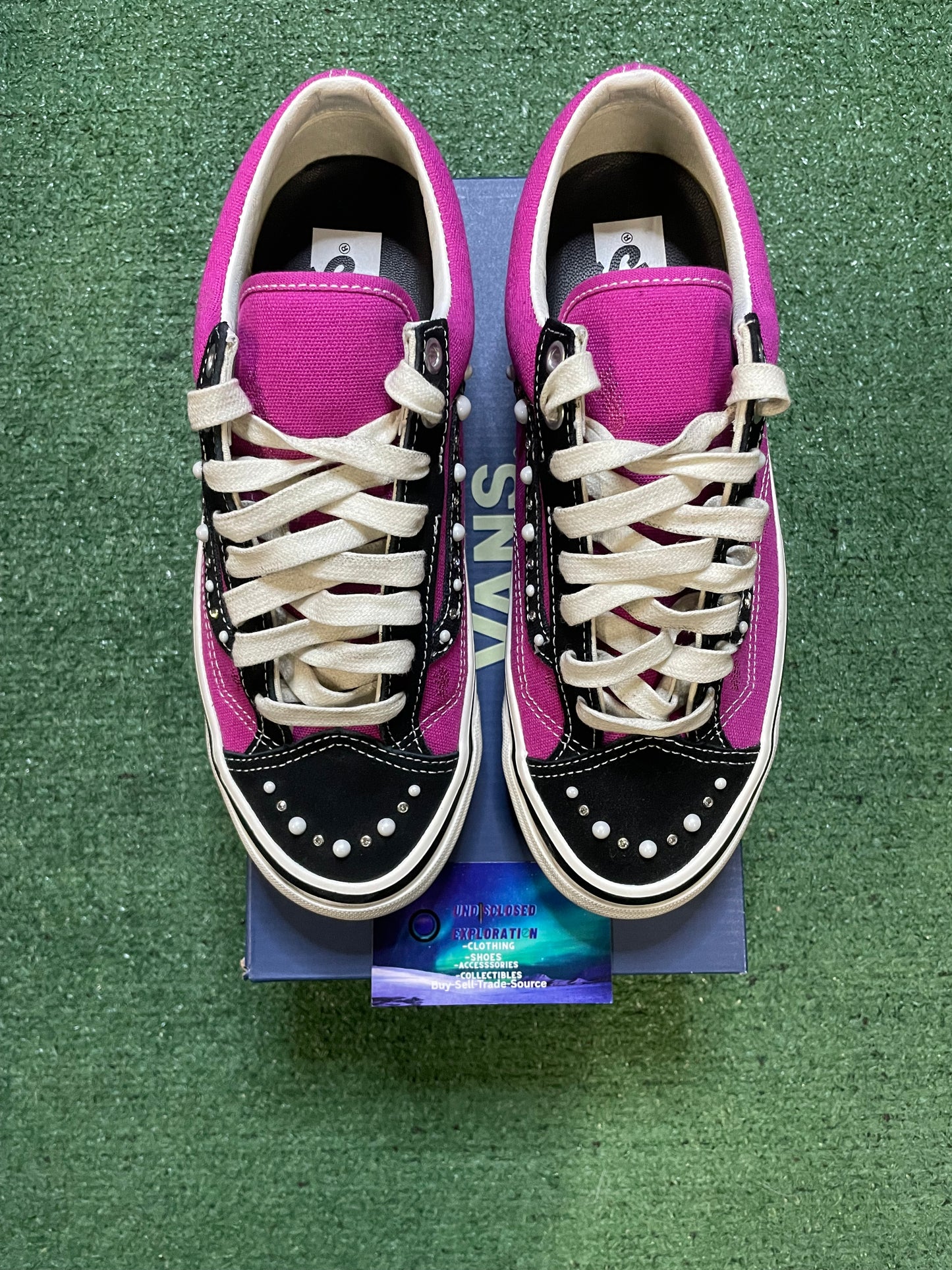 Vans Pearlized pack fuchsia red size 8men/9.5women