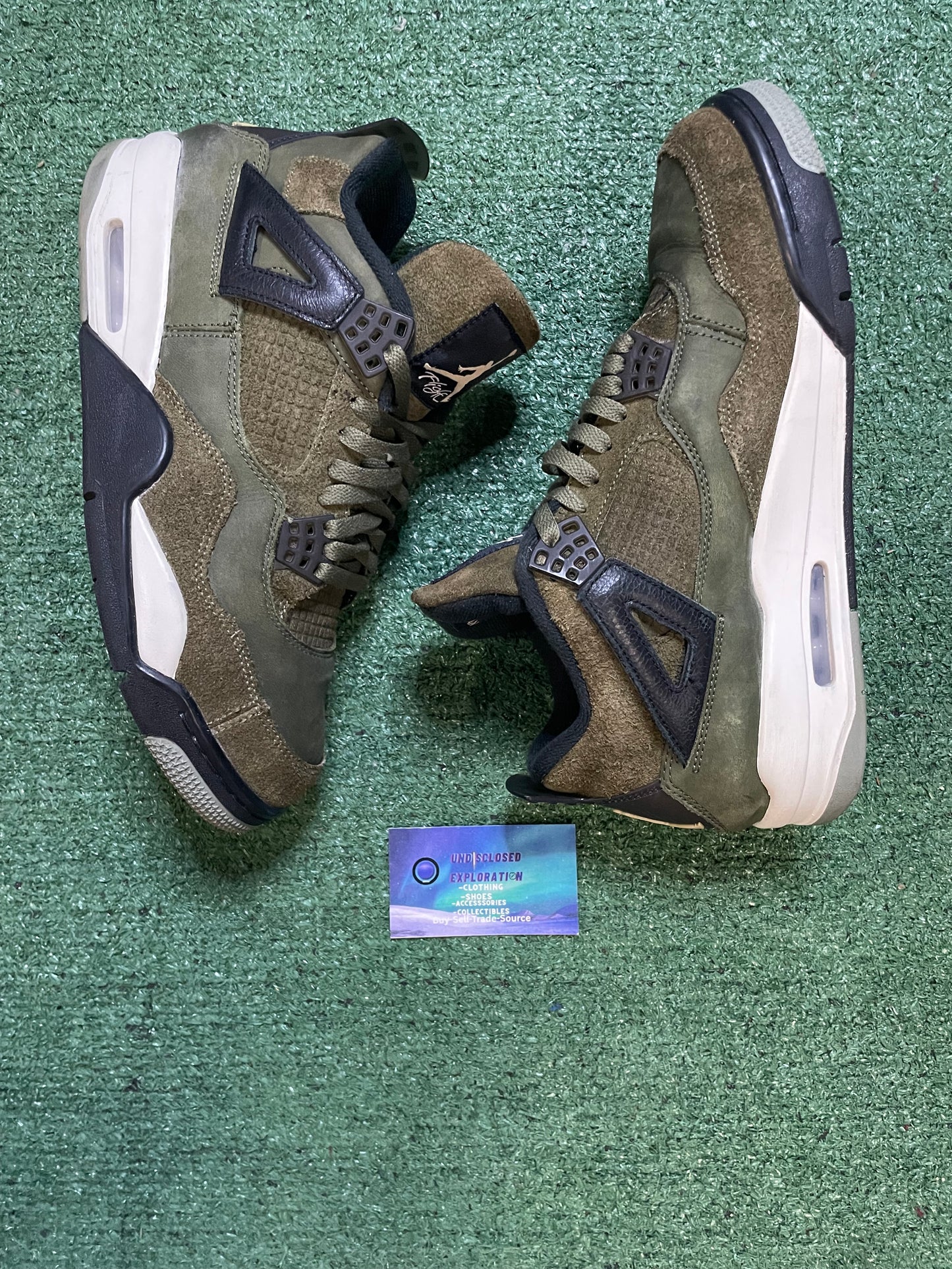 Air Jordan 4 craft olive size 11men/12.5women