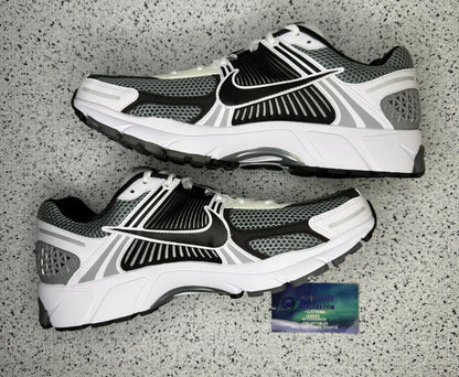 Nike Vomero 5 Dark Grey