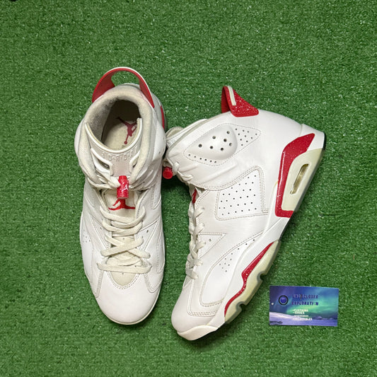 Jordan 6 Red Oreo 10.5 Men/12 Women “Preowned”