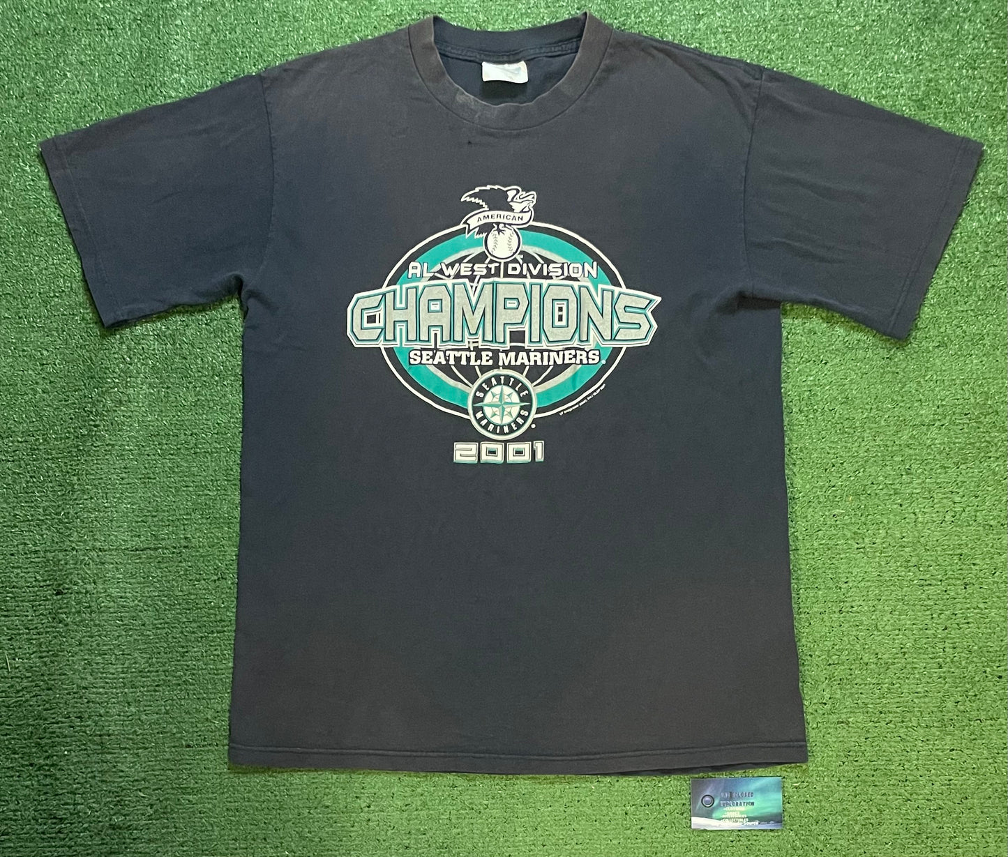 Vintage 2000s AL west division champions Seattle Mariners tee