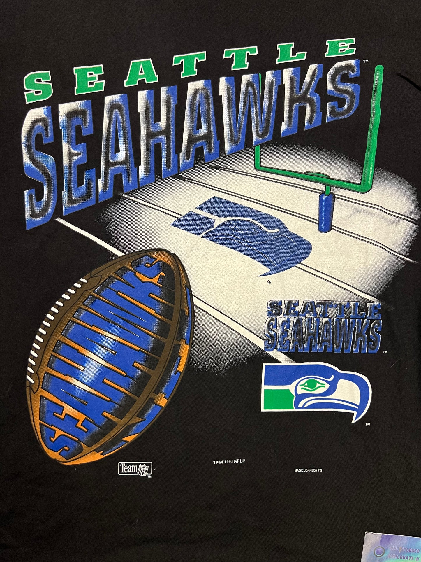 Vintage 1990s Seattle Seahawks field post tee