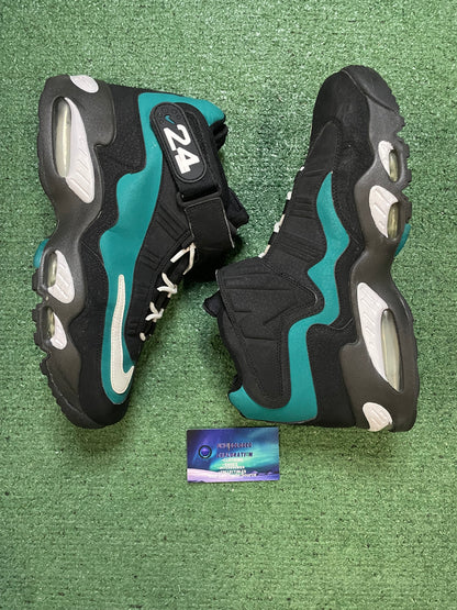 Nike air Griffey max 1 black freshwater 2011  size 10.5men/12women