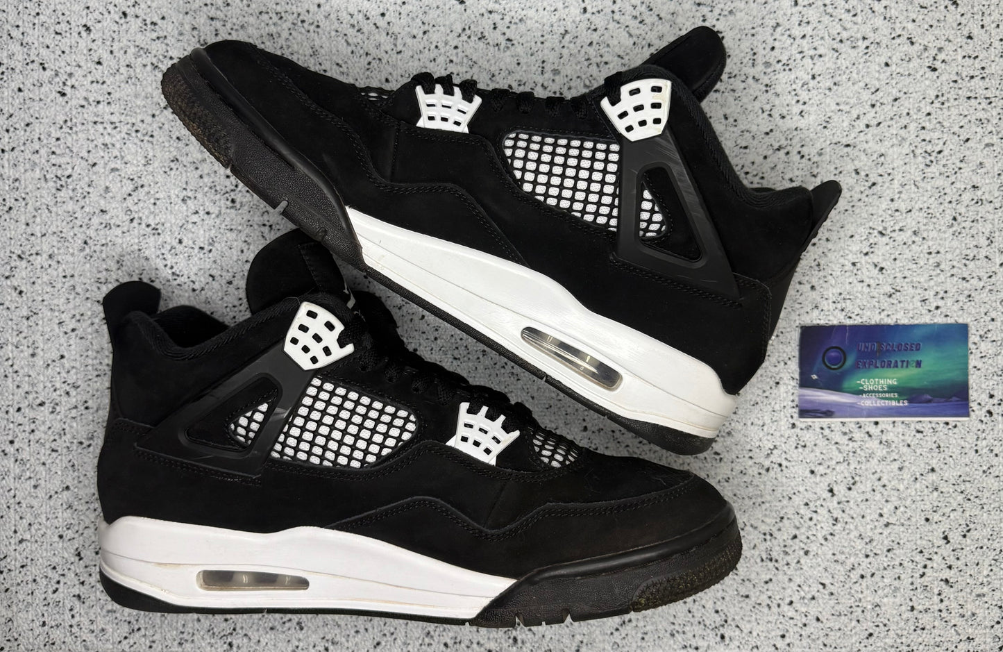 Jordan 4 White Thunder 10.5 Men/12 Women “Preowned”