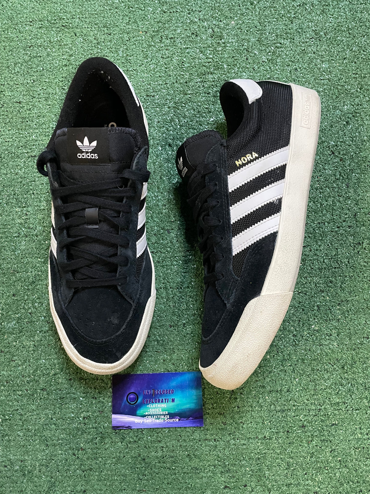 Adidas Nora black and white size 10men/11.5women