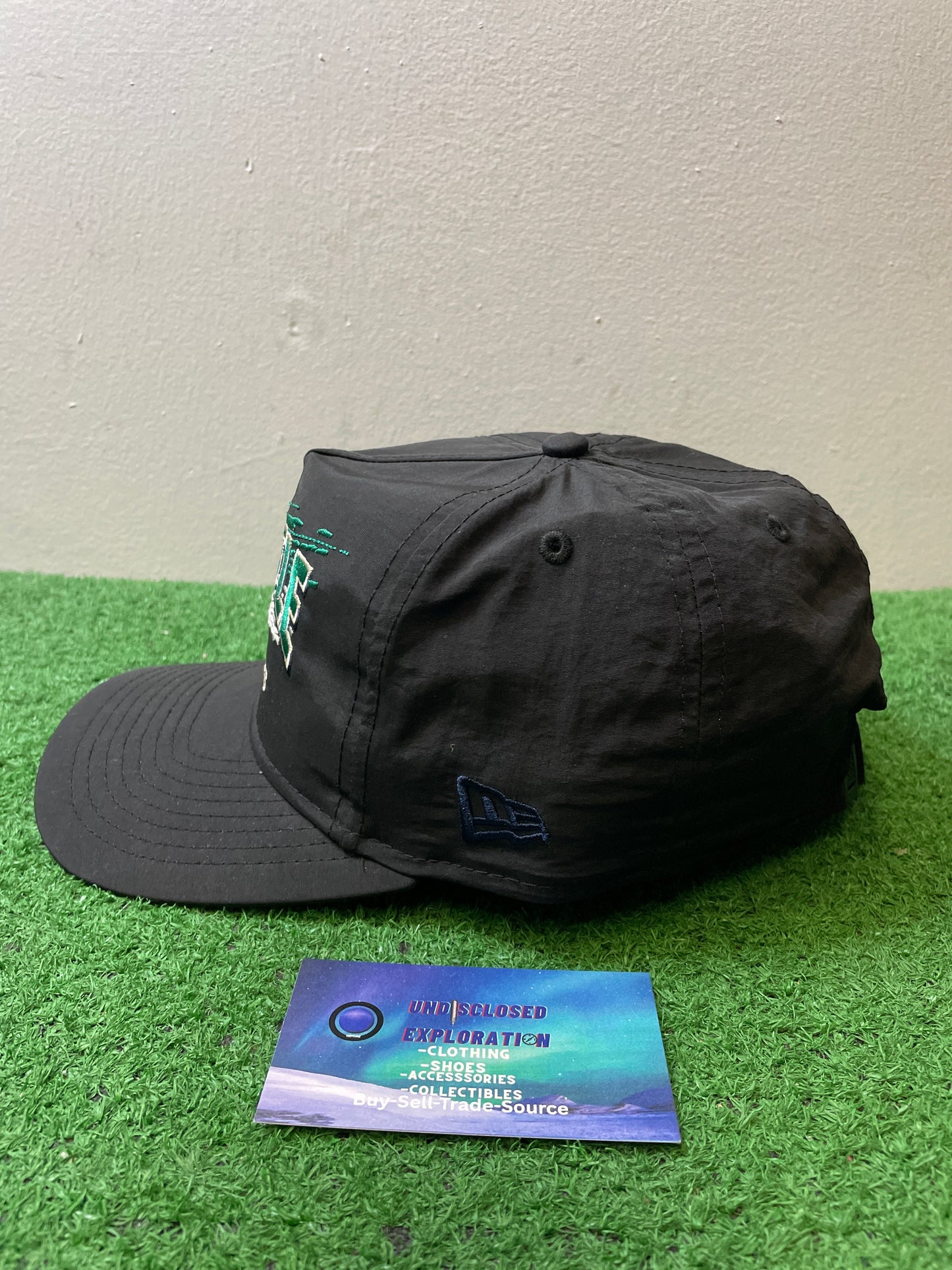 Vintage Seattle Mariners black New Era Nylon Hat