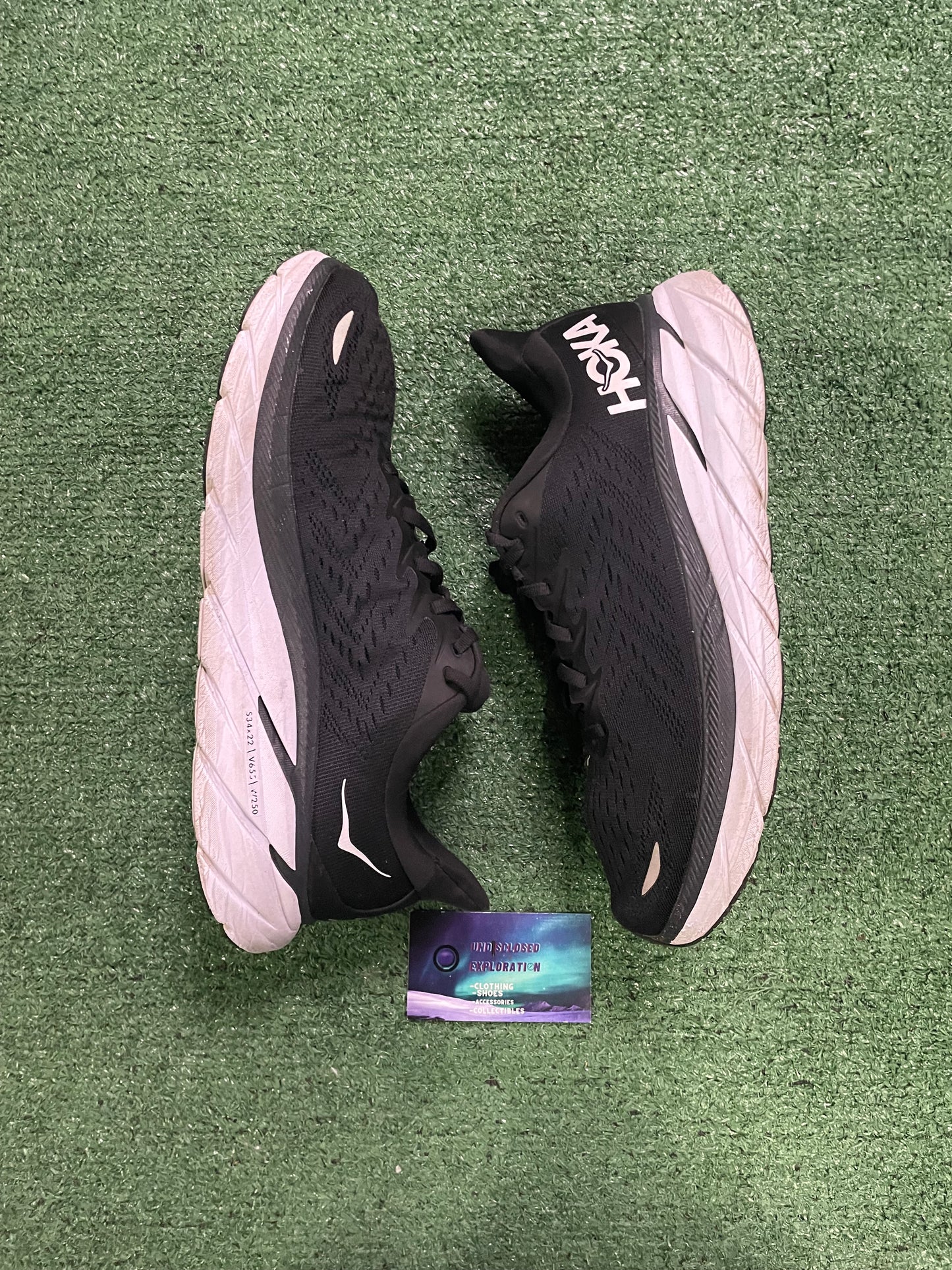 Hoka One Clifton 8 black and white size 10men/11.5women