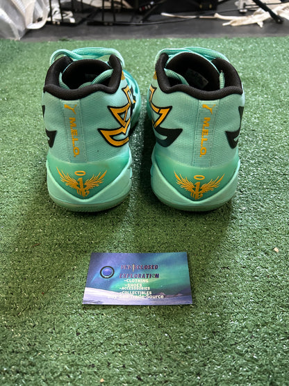 Puma lamelo ball MB.02 honeycomb size 9.5men/11women