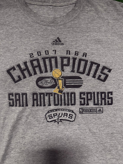 Vintage San Antonio Spurs 2007 NBA Champs Shirt