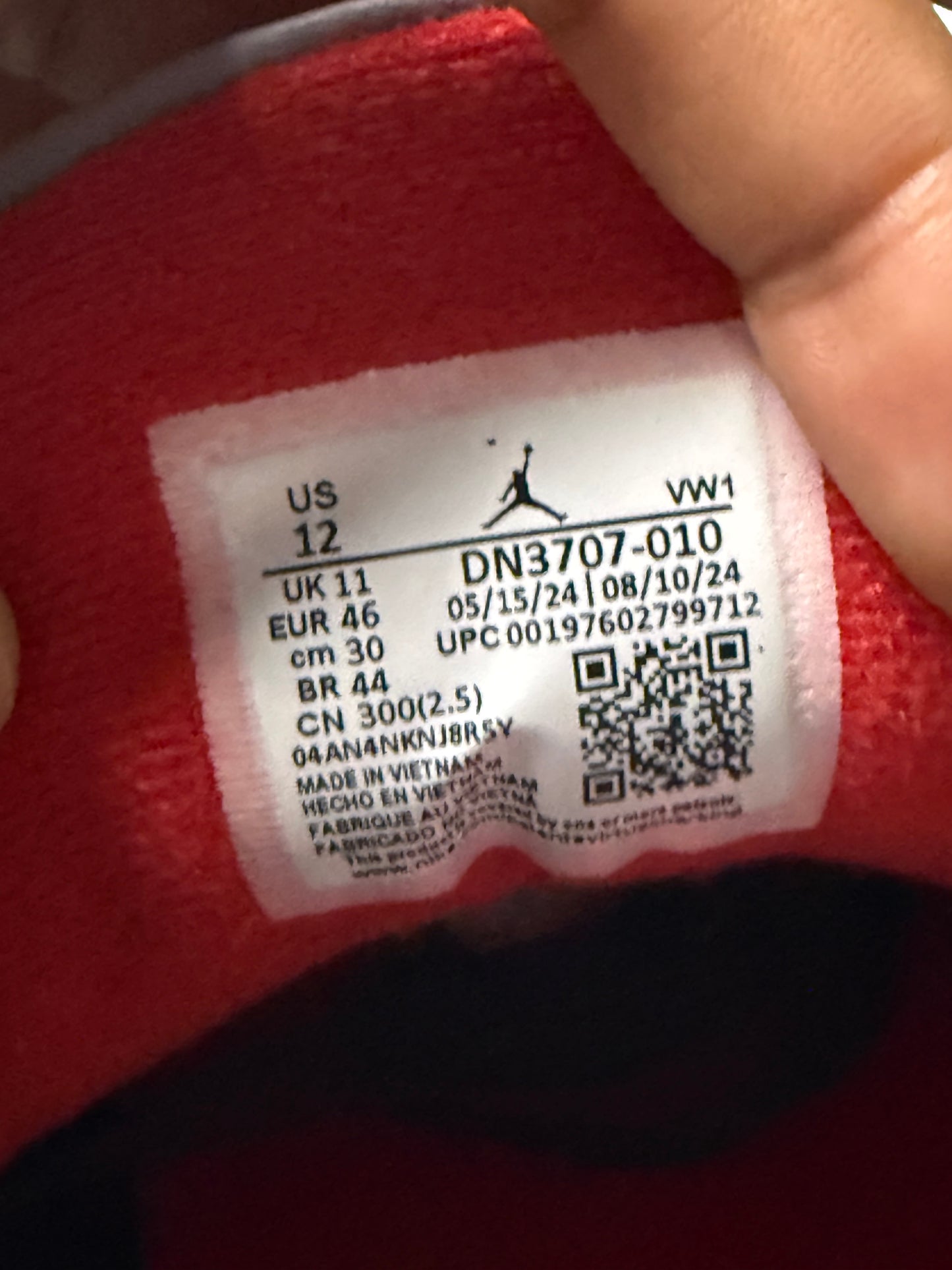 Jordan 3 Black Cement 12 Men/13.5 Women “Preowned”