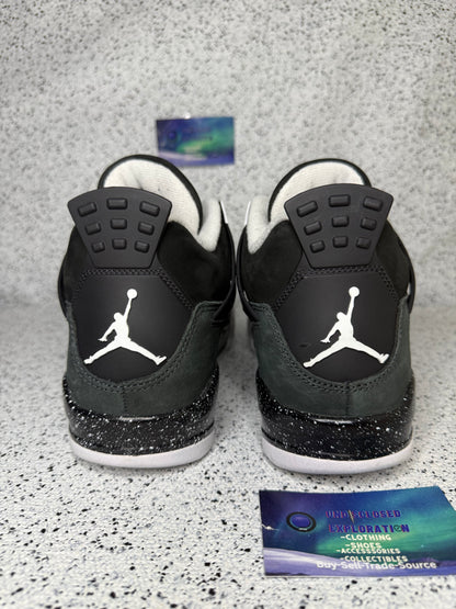 Jordan 4 Fear 10.5 Men/12 Women “Preowned”