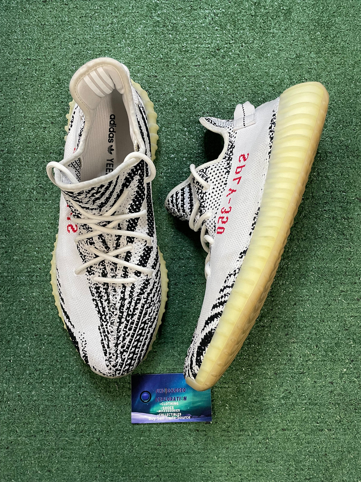 Yeezy boost 350 V2 zebra size 13men/14.5women