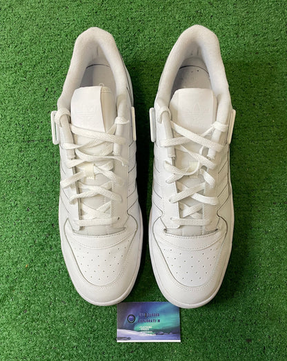Adidas forum low triple white size 14men/15.5women