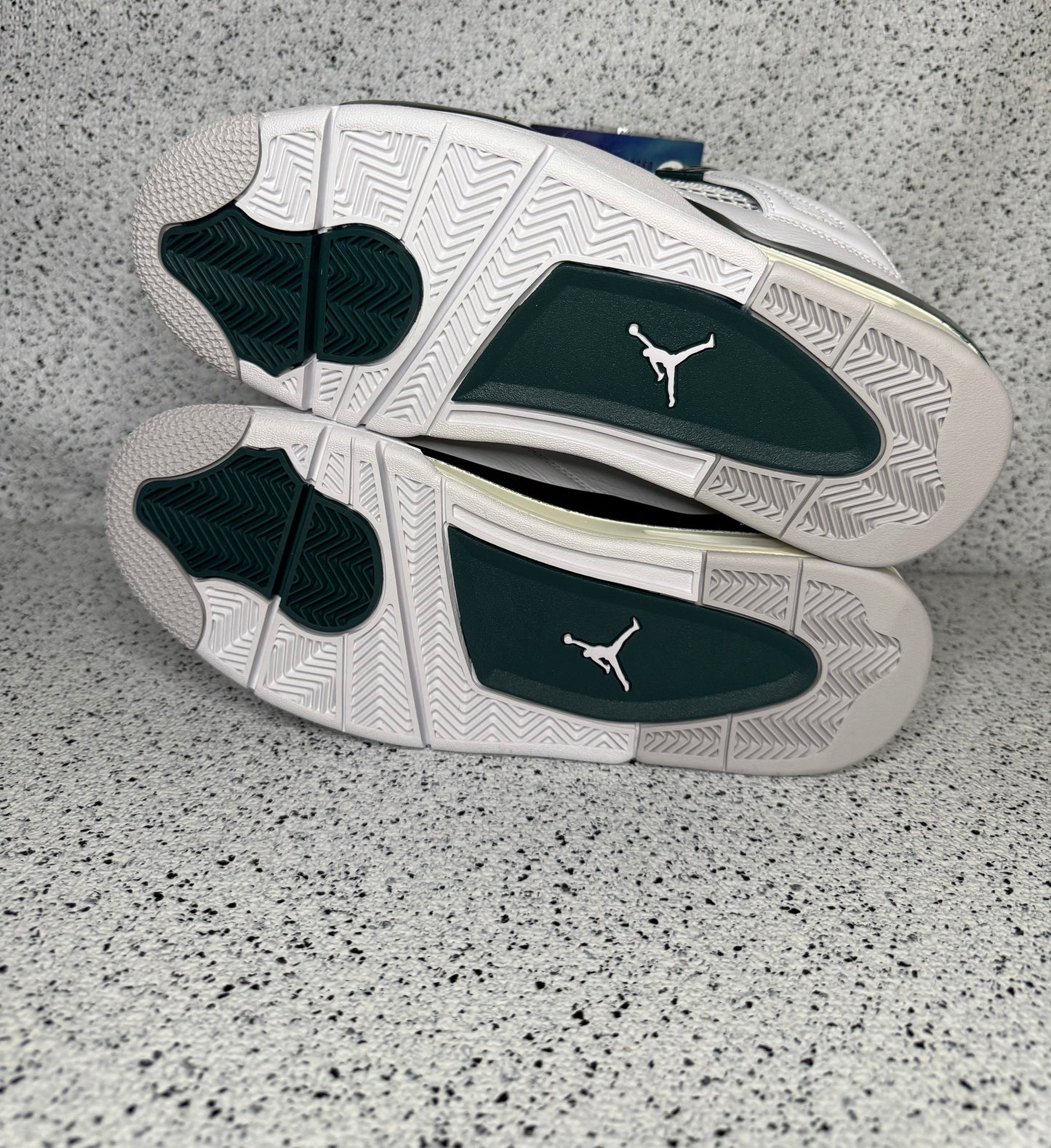 Jordan 4 Oxidized Green