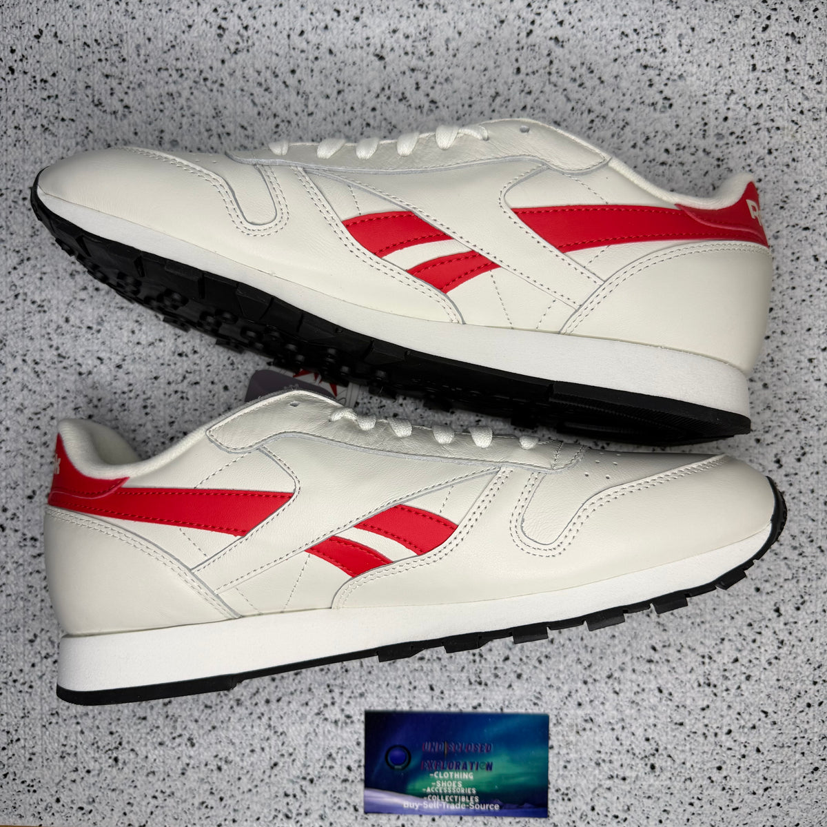 Reebok Classic Leather Sneaker Chalk Vector Red
