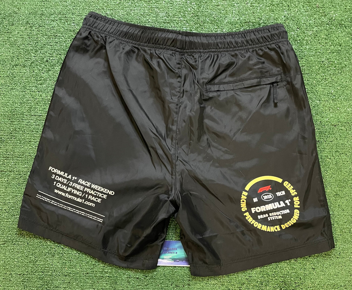 F1 Formula 1 racing black shorts