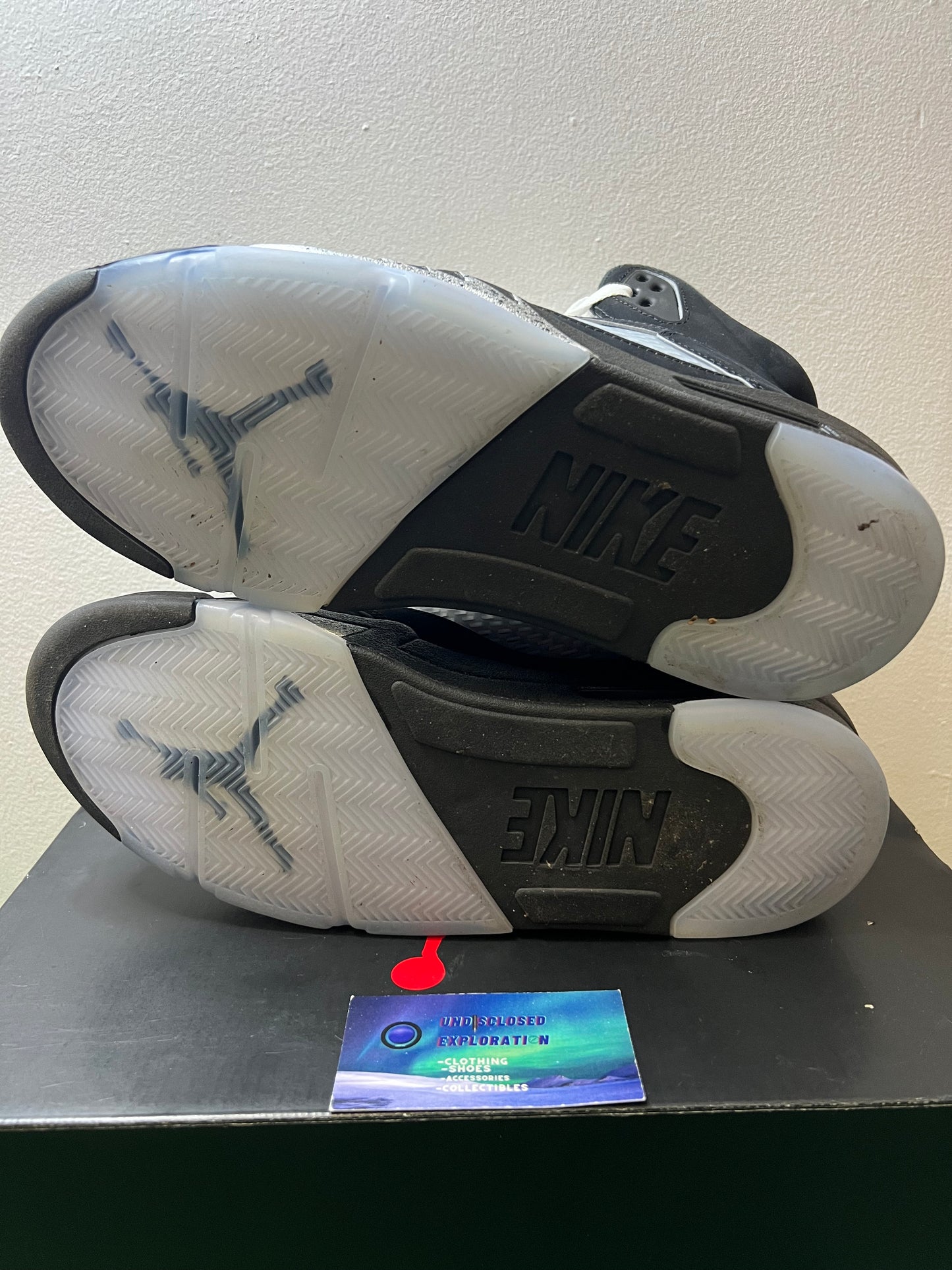 Jordan 5 metallic reimagined size 12men/13.5women
