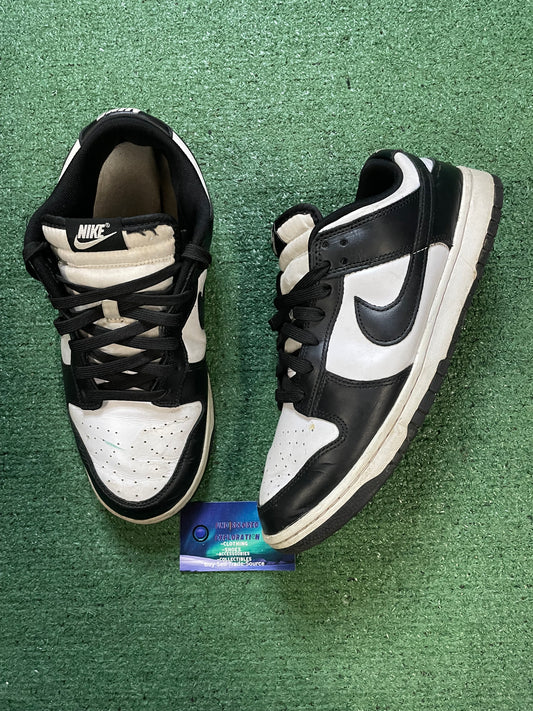 Nike Dunk low panda size 10.5men/12women