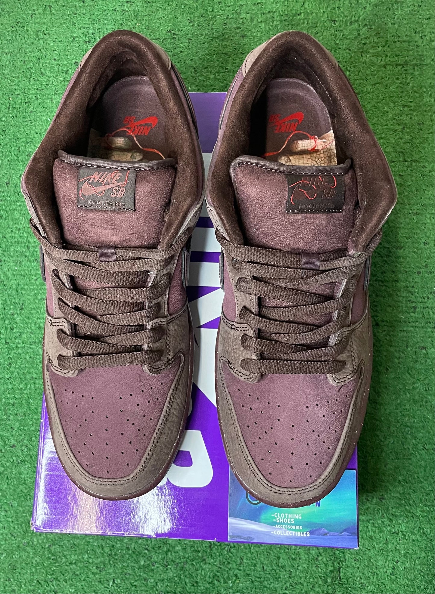 Nike sb dunk low city of love burgundy