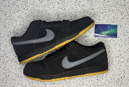 Nike Dunk SB Low Grey Fog 10.5 Men/12 Women “Preowned”