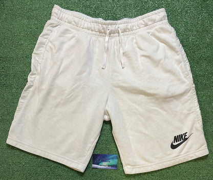 Nike alumni white shorts