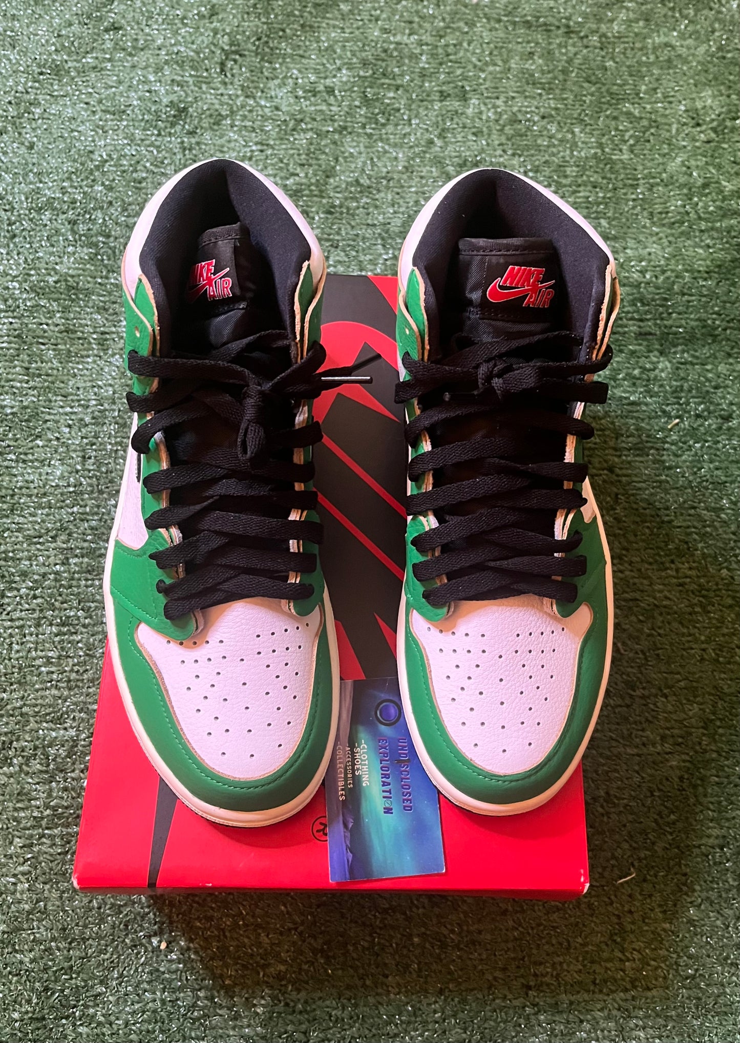 Jordan 1 high Lucky Green size 8men/9.5women