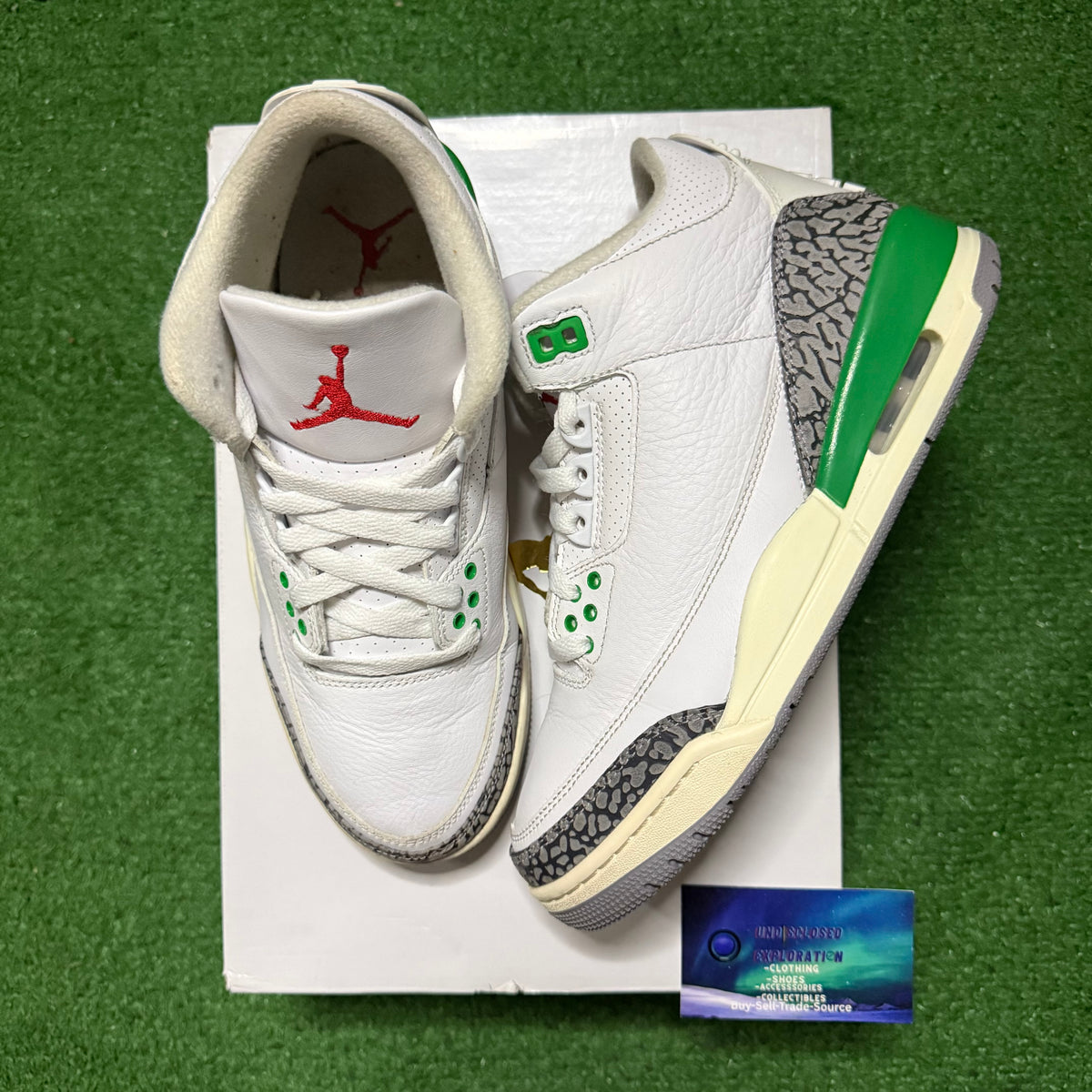 Jordan 3 Lucky Green 8.5 Women/7 Youth “Preowned”