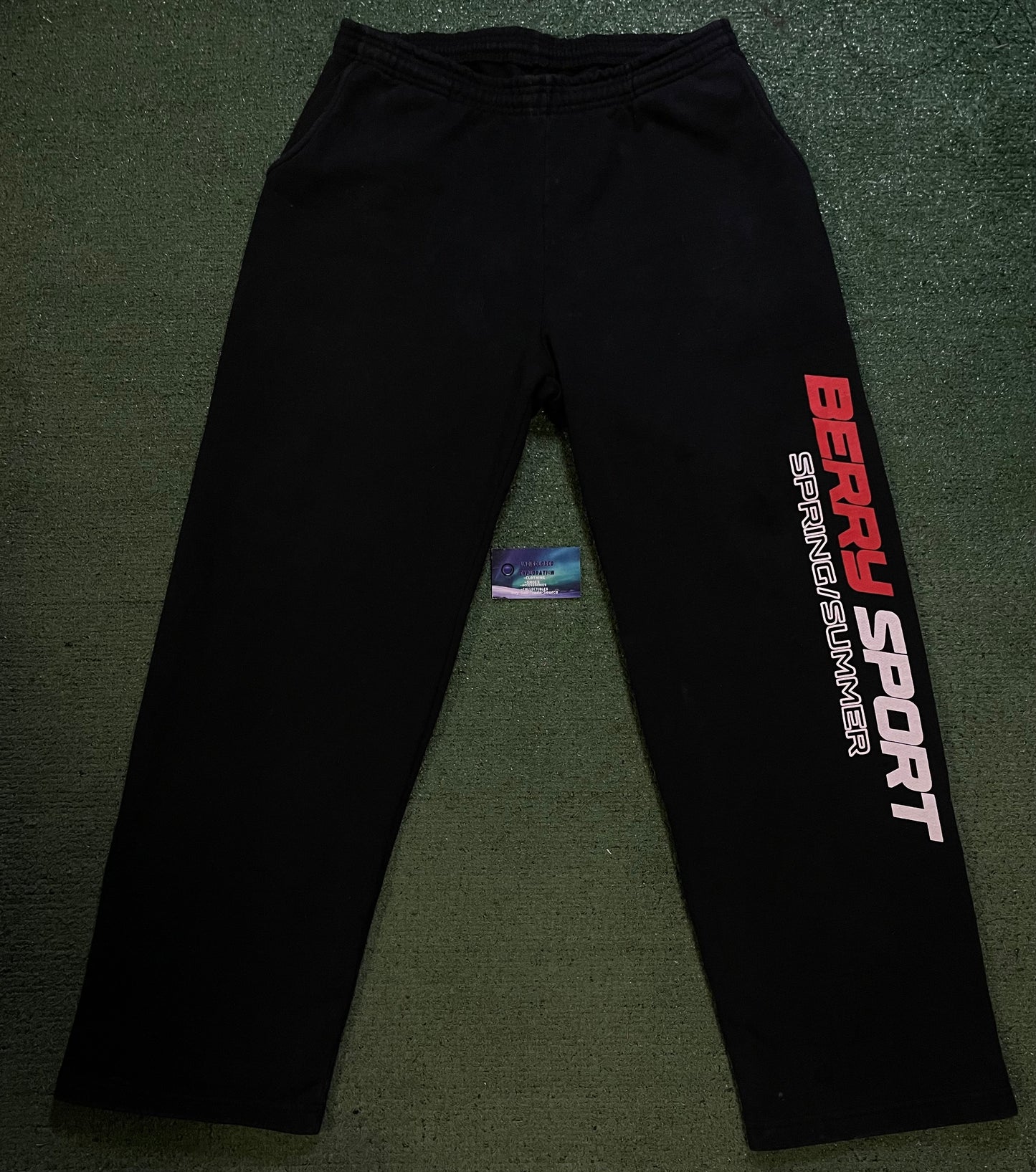 GV Gallery Berry Sport sweatpants