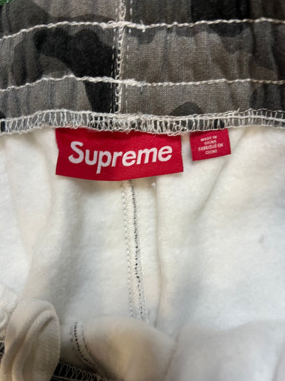 Supreme snow camo satin applique sweatpants