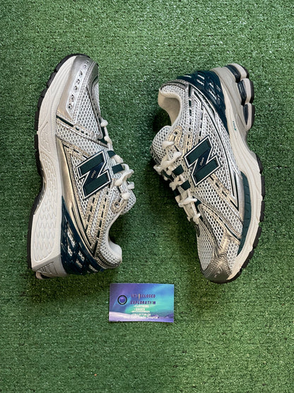 New Balance 1906R silver metallic deep ocean