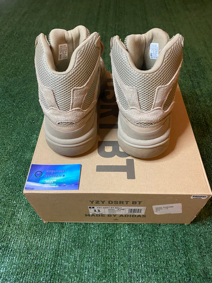 Yeezy dessert boot rock size 11men/12.5women