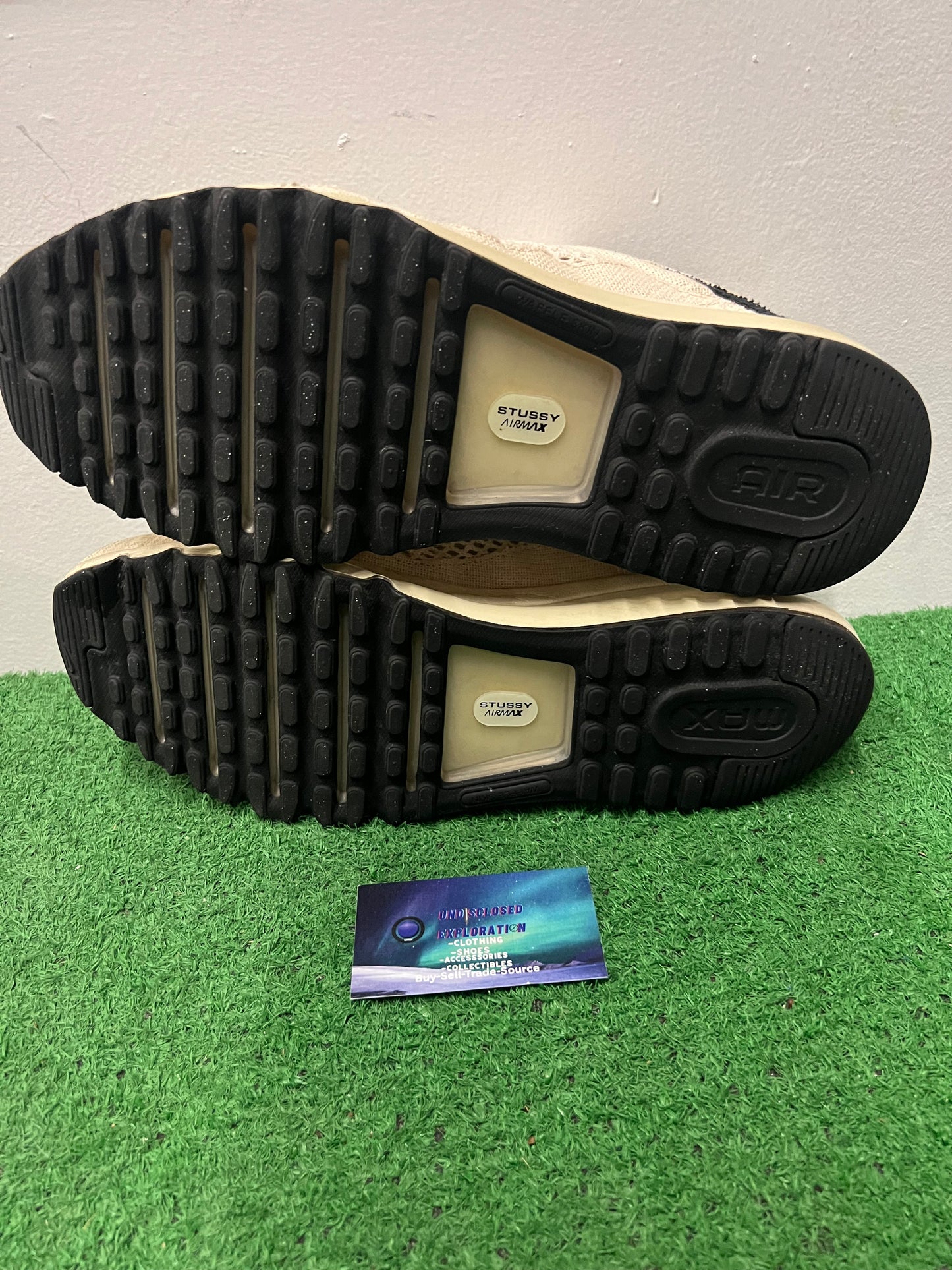 Nike X Stussy air max 2013 size 13men/14.5women