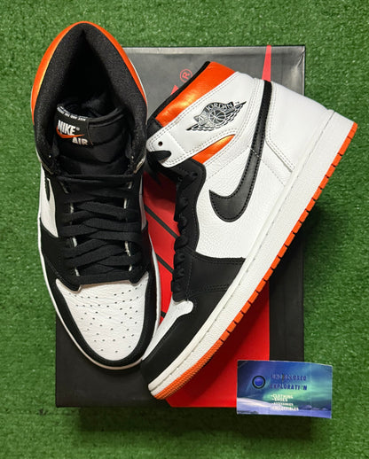 Jordan 1 Electro Orange 10 Men/11.5 Women “Preowned”