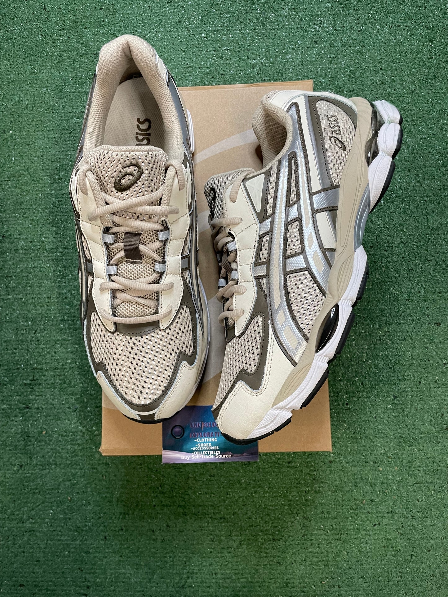 ASICS Gel NYC 2055 feather grey size 12men/13.5women