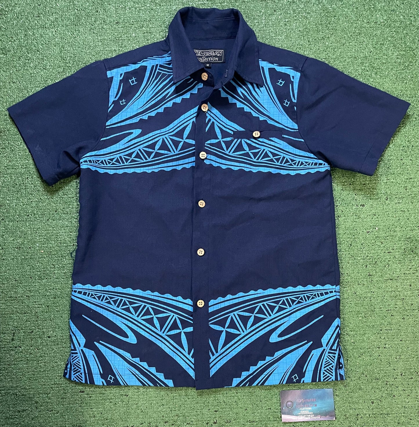 New ocean navy and blue short sleeve button up shirt