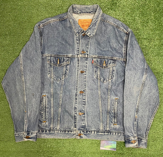 Vintage levis Jean jacket