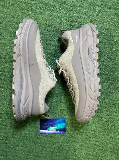 HOKA Tor summit size 10men/11.5women