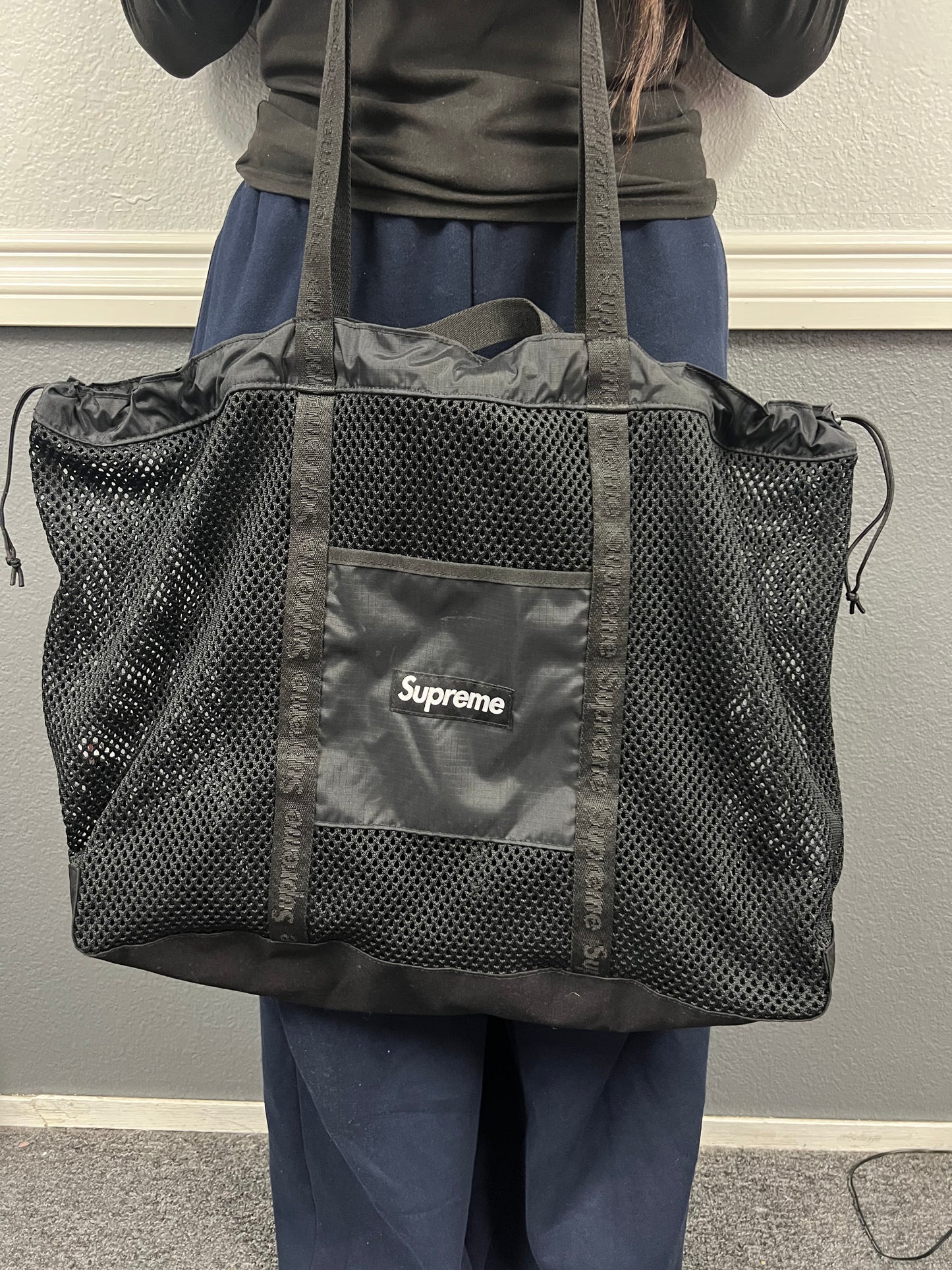 Supreme mesh tote bag black