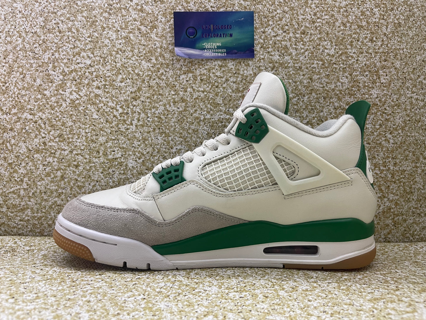 Jordan 4 Pine Green 9 Men/10.5 Women “Preowned”