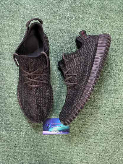 Adidas Yeezy 350 2015 pirate black size 12men/13.5women